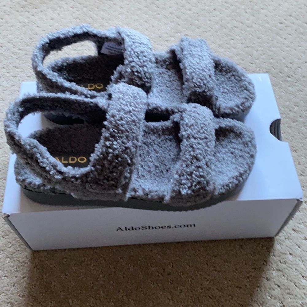 Aldo Women’s Gray “Cloud” Shoes | Size 7 | New With Box